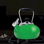 Chantal Tilt Teakettle - Green (1.8 qt.) N8