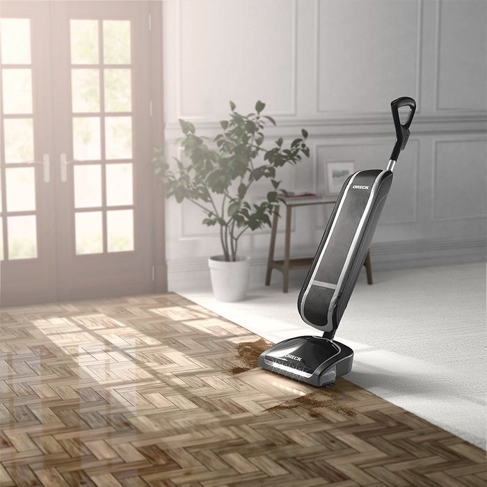 Oreck Elevate Conquer Lightweight Upright Filtration Bag Vacuum, UK30300 - Corded N6