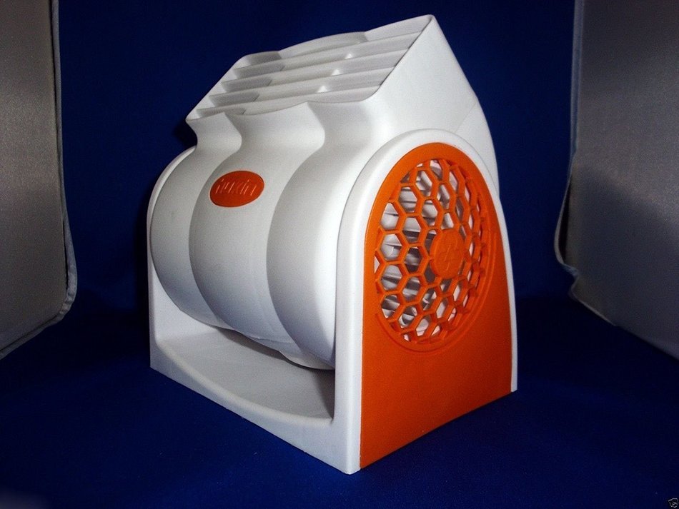 6" Mini Fan Small Compact Portable Desk Table Clip Electric Personal Air 2-Speed, Tough break resistant ABS plastic... N2