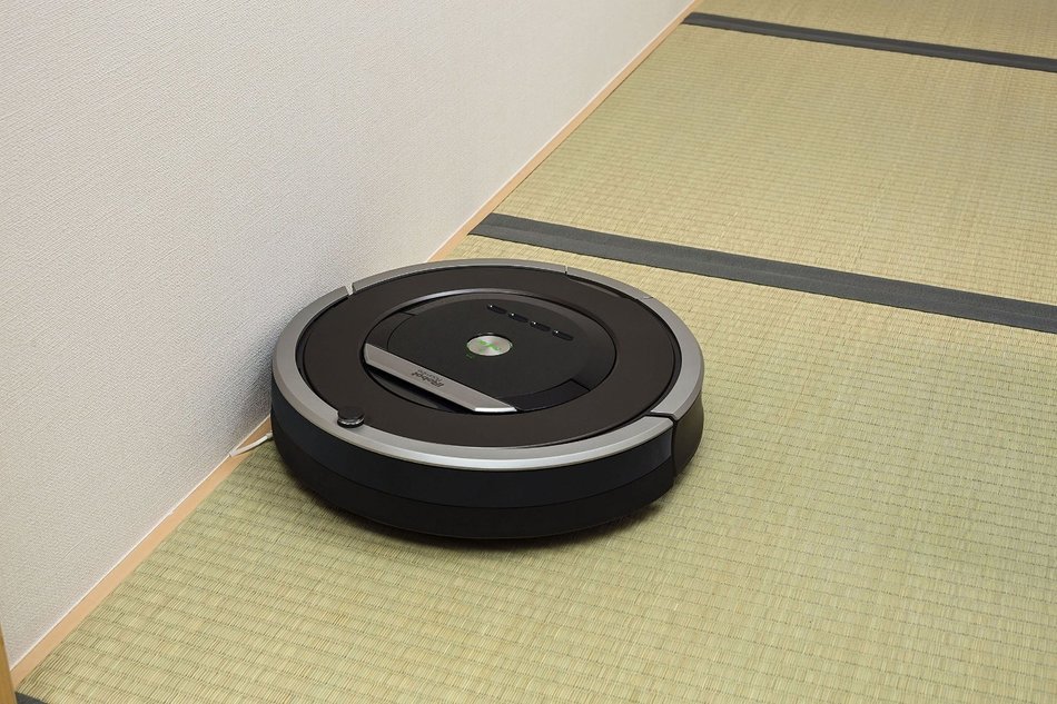 iRobot Roomba R870060 Vacuum Cleaning Robot, Black N2