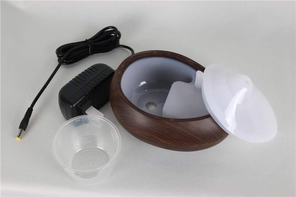 ATD 100ML Ultra Quiet 7 Color Ultrasonic Atomization Humidifier,Lack Water Automatic Power-off Household Humidifier... N7