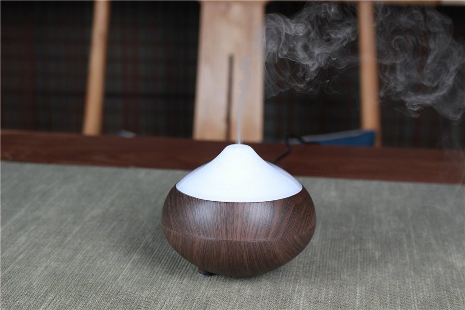 ATD 100ML Ultra Quiet 7 Color Ultrasonic Atomization Humidifier,Lack Water Automatic Power-off Household Humidifier... N9