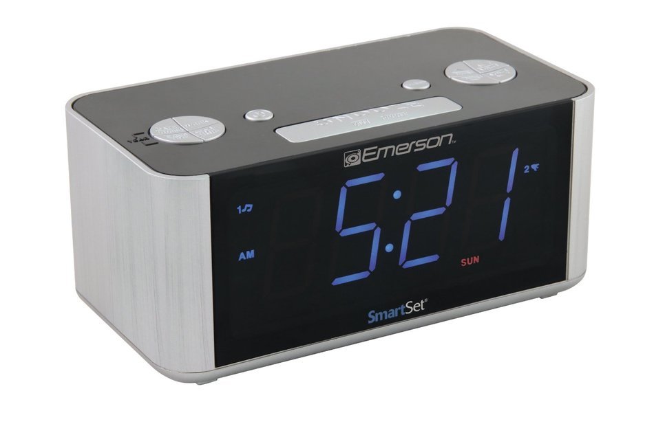 Emerson SmartSet Alarm Clock Radio (CKS1800) N3