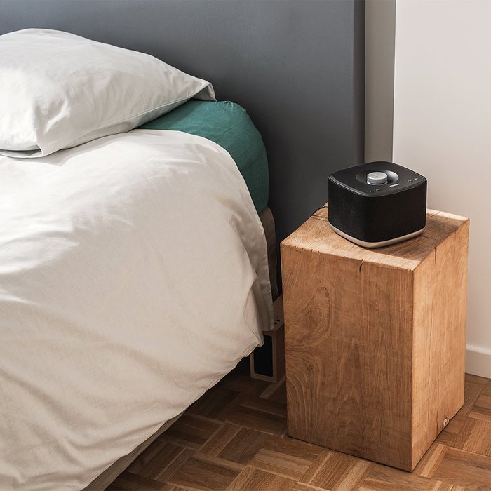 Philips Izzy BM5B/37 Wireless Multiroom Speaker (Black) N3