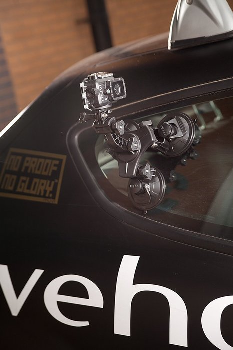 Veho VCC-A017-UPM MUVI HD Universal pole/bar mount for Bikes, Roll Cages, Boat Rigging with tripod mount N2