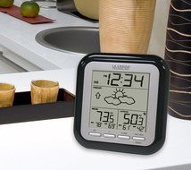 La Crosse Technology WS-9133BK-IT Wireless Forecast Station, Black N2