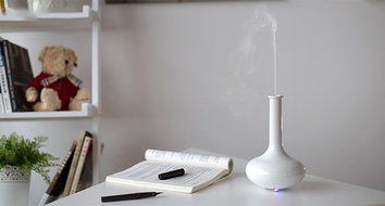 Yontree Essential Oil Diffuser Classic Wood Grain Ultrasonic Humidifier Ancient Vase Sweet Humidifier for Home... N16