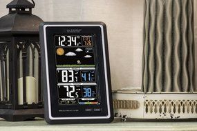 La Crosse Technology 308-1425C Wireless Vertical Color Forecast Station N4