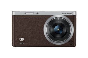 Samsung NX Mini 20.5MP CMOS Smart WiFi &amp; NFC Mirrorless Digital Camera with 9-27mm Lens and 3" Flip Up LCD Touch... N8