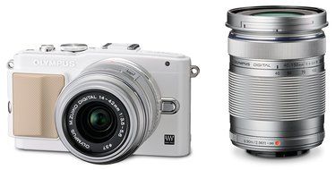 Olympus E-PL5 Mirrorless Digital Camera with 14-42mm Lens (Black) N7