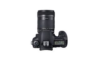 Canon EOS 7D 18 MP CMOS Digital SLR Camera with 28-135mm f/3.5-5.6 IS USM Lens (discontinued by manufacturer) N7