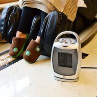 Homeleader Space Heater NSB-200C3H, Oscillating Ceramic Portable Heater with Built-in Adjustable Thermostat, 750W... N9