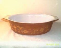 Pyrex 1 1/2 qt Brown Early American Oval Baking Dish