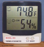 Digital Temperature Humidity Meter HY303 Hygrometer Thermometer