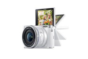 Samsung NX3000 Wireless Smart 20.3MP Mirrorless Digital Camera with 16-50mm OIS Power Zoom Lens and Flash (Black) N10