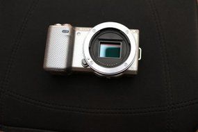 Sony NEX-5N 16.1 MP Compact Interchangeable Lens Camera with Touchscreen - Body Only (Silver)