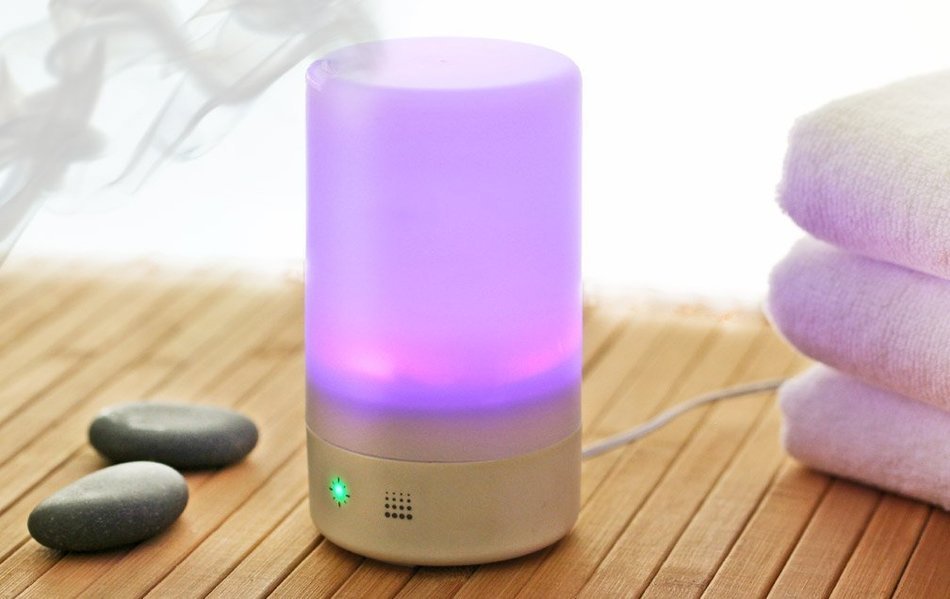 BodyChoice Aroma Diffuser Oil Essential Aromatherapy Humidifier 8 x 13 cm White
