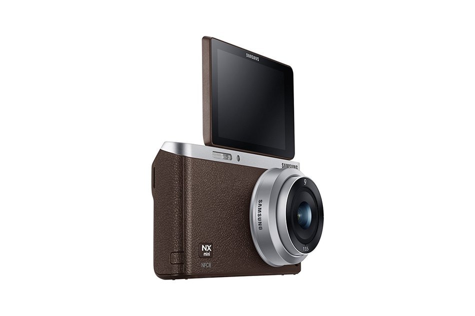 Samsung NX Mini 20.5MP CMOS Smart WiFi & NFC Mirrorless Digital Camera with 9-27mm Lens and 3" Flip Up LCD Touch... N26