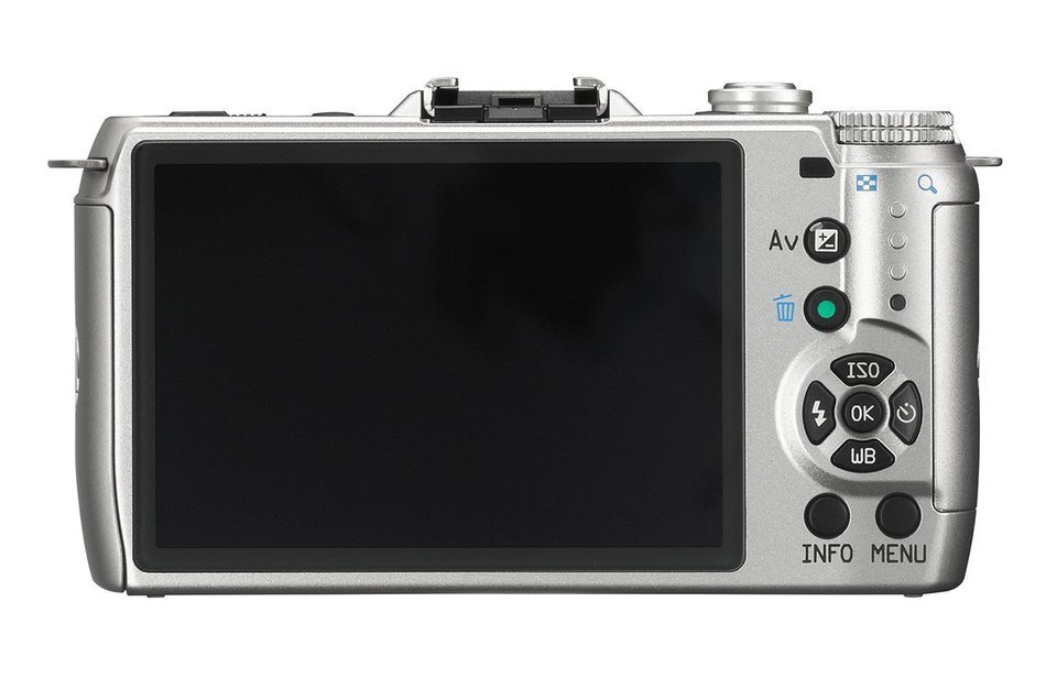 Pentax Q7 12.4MP Mirrorless Digital Camera with 3-Inch LCD - Body Only (Yellow) (OLD MODEL) N7