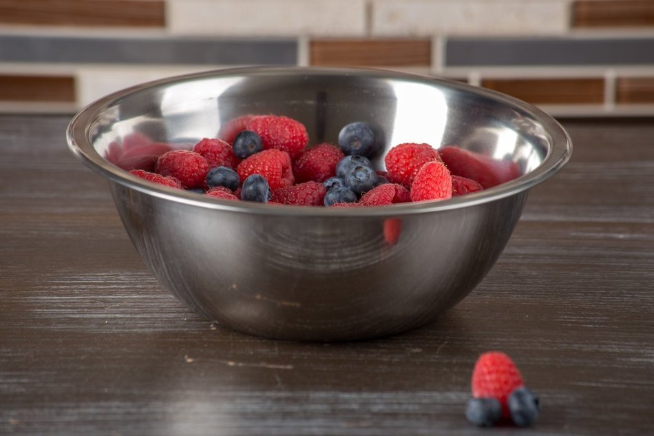 ChefLand Set of 6 Standard Weight Mixing Bowls, Stainless Steel, Mirror Finish, 0.75, 1.5, 3, 4, 5, and 8 Qt.... N4