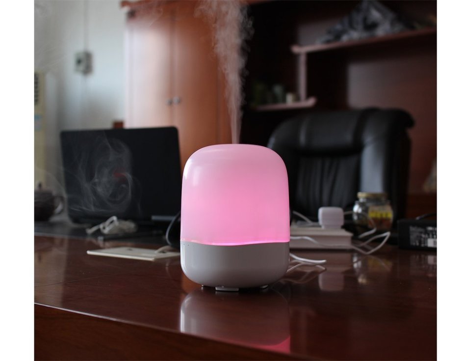 Essential Oil Diffuser, Enegg 300ml Aroma Cool Mist Humidifier Whisper Quiet Timer & 7 Color LED Lights with Auto... N3