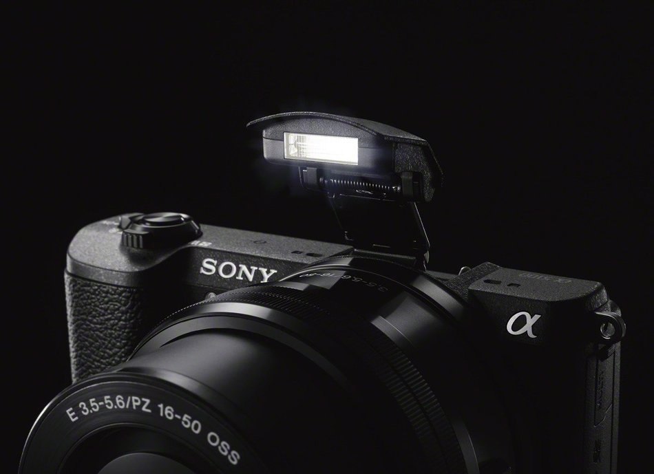 Sony a5100 16-50mm Mirrorless Digital Camera with 3-Inch Flip Up LCD (White) N9