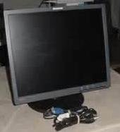 Lenovo ThinkVision L192p 19" Class LCD Monitor