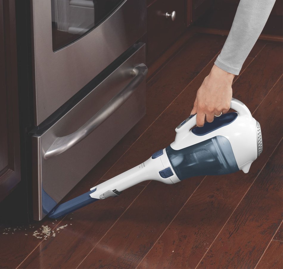 Black & Decker CHV1510 Dustbuster 15.6-Volt Cordless Cyclonic Hand Vacuum