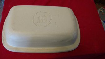 Pampered chef heritage stoneware rectangular baking dish cover