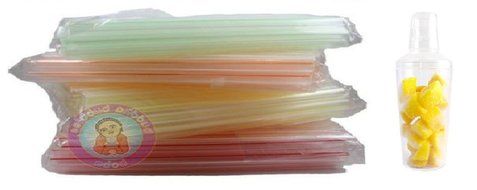 The ULTIMATE DIY Boba / Bubble Tea Kit, 60+ Drinks, 6 Flavors, Boba Pearls, Cups, Straws and Shaker (CLASSIC) N7