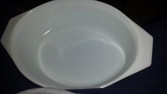 Vintage(1976) Pyrex #045 "Homestead" 2.5qt Oval Casserole with #945 Speckled Opal Pyrex Lid N2