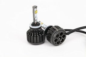 Yaheeda Auto CREE LED Headlight kit Bulbs All-in-One Conversion Kit 7,200Lm 60W 6000K Cool White CREE Cooling... N6