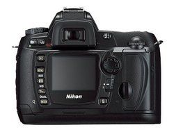 Nikon D70S 6.1MP Digital SLR Camera Kit with 18-70mm Nikkor Lens