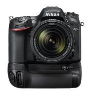 Nikon DSLR camera D7200 18-140VR lens kit D7200LK18-140 [International Version, No Warranty]