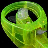 HotEnergy Water &amp; Wood Mini Portable Water Spray Cooling Cool Fan Mist Sport Beach Camp Fashion (Green) N5