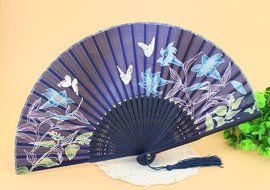 Beautiful Lady&#039;s Silk Hand Fan with Green Sequins (As shown)
