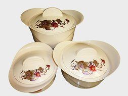 Milton Regalia 3-Piece Hot Pot Keep Warm/cold Insulated Casserole Gift Set with Stainless Steel Insert