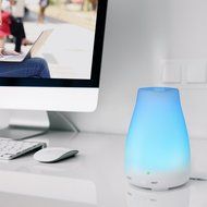 Upgrade Essential Oil Diffuser, GREEN JUNGLE 7 Color LED lights 100 mL Ultrasonic Portable Aromatherapy Cool Mist... N2