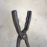 Blacksmith Wolf Jaw (Large) Tongs &ndash; 450mm N4