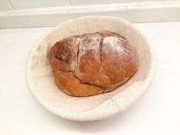 Boseen Round Banneton Bread Dough Proofing Rising Rattan Basket &amp; Liner( 8.5 inches) N2