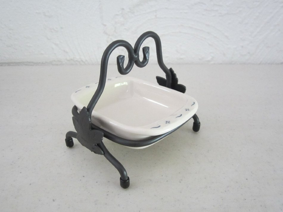 Longaberger 2002 Mini 8x8 Baking Dish and Pedestal Stand N2