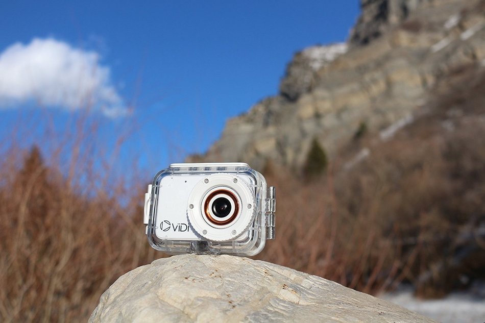 ViDi Waterproof LCD 1080P Action Camera with 4GB Memory Card, Selfie Stick, and Floating Waterproof Case N2