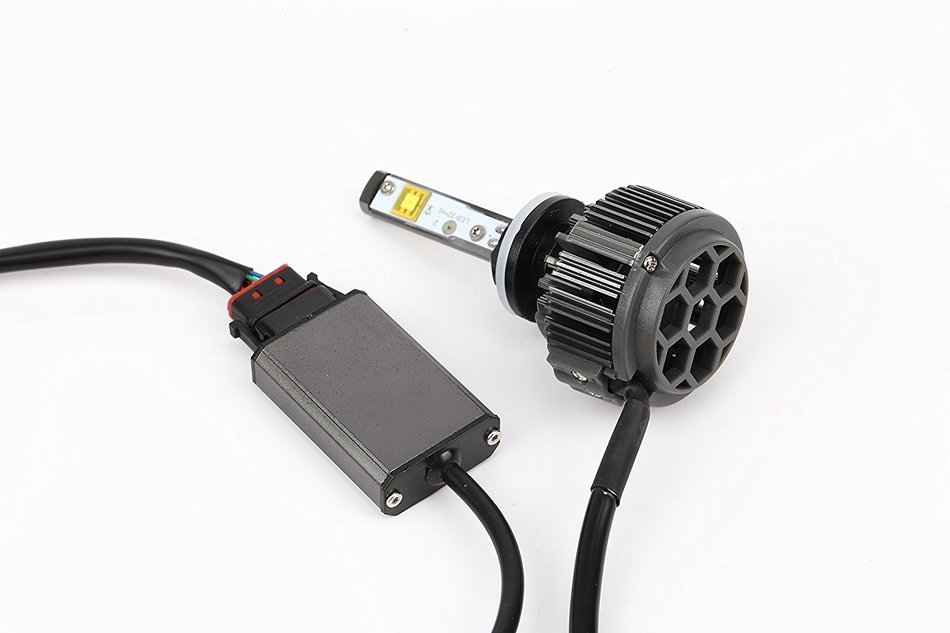 Yaheeda Auto CREE LED Headlight kit Bulbs All-in-One Conversion Kit 7,200Lm 60W 6000K Cool White CREE Cooling... N7