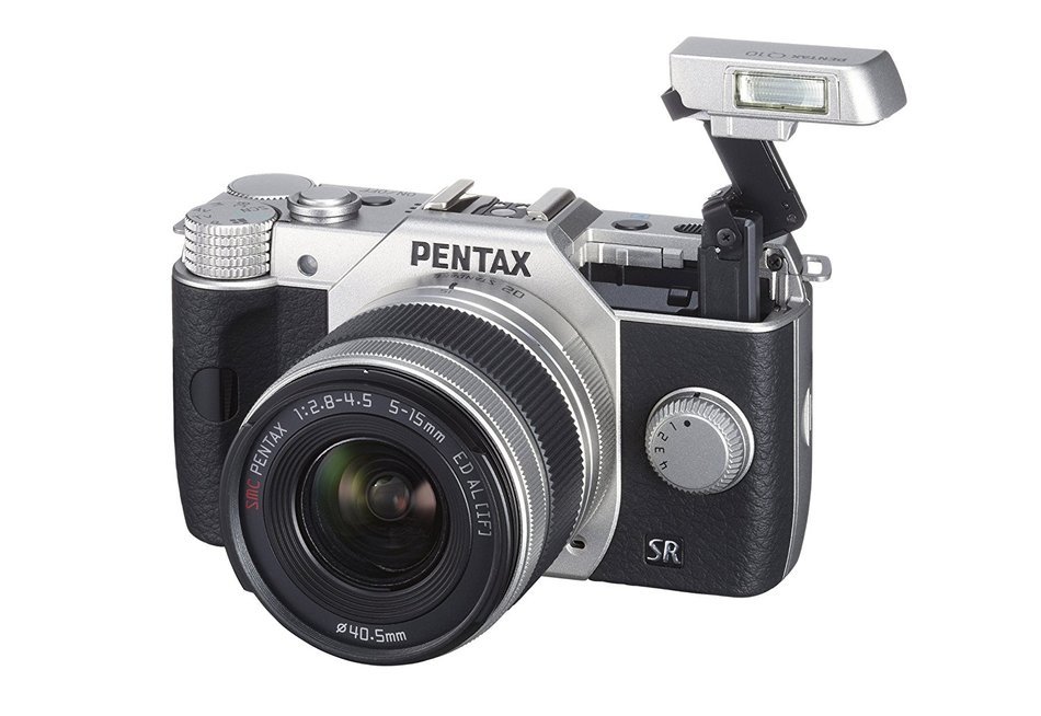 Pentax Q10 Mirrorless Digital Camera with 3-Inch LCD zoom lens kit 12.4MP (RED) (OLD MODEL) N2