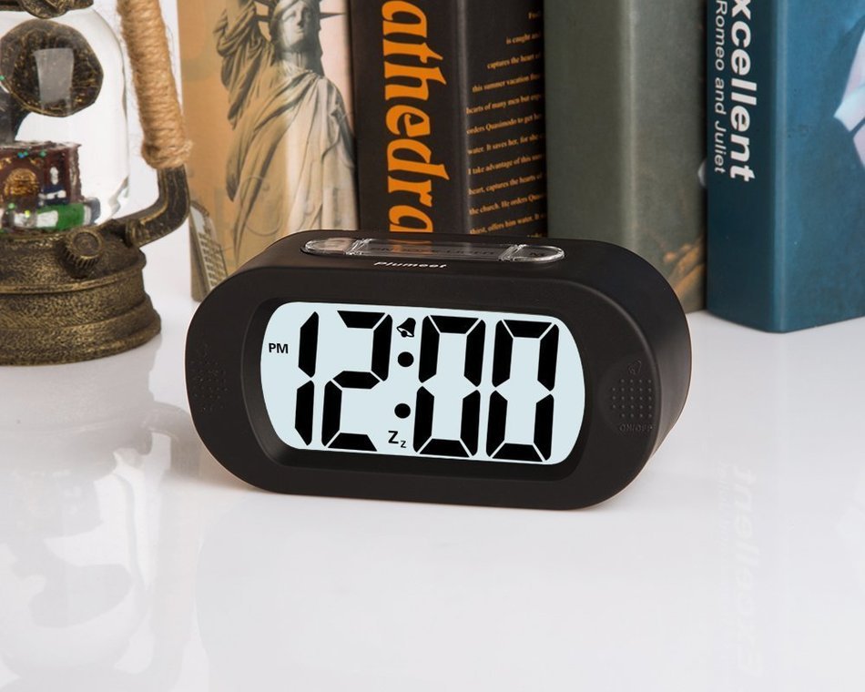 Plumeet Easy Setting Silicone Protective Cover Digital Silent LCD Large Screen Desk Bedside Alarm Clock With Snooze...