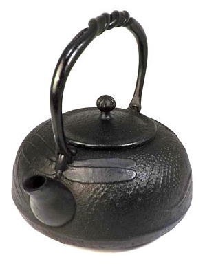 Naubu Iron Kettle Tetsubin Dragonfly with Iron Lid 1.3L（japan import） N3