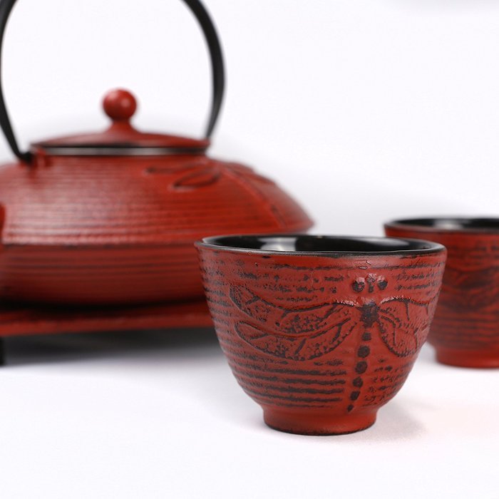 Cuisiland Dragonfly Cast Iron Teapot Set with 2 Cups 27oz Red N3