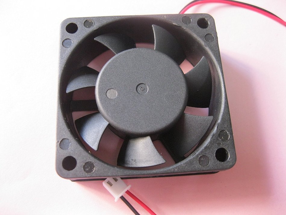 2 pcs Brushless DC Cooling Fan 12V 6020S 7 Blades 2 wire 60x60x20mm Sleeve-bearing Skywalking