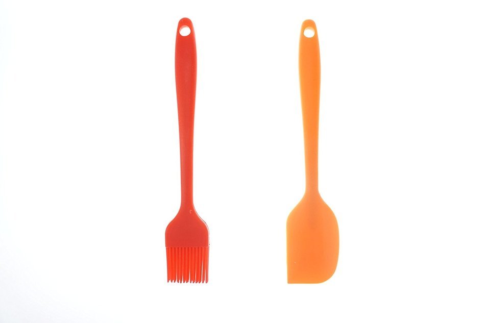 Bilipala 2Pcs Silicone Scraper Brush, Butter Spreader Cake Smoother, Cake Baking Tool