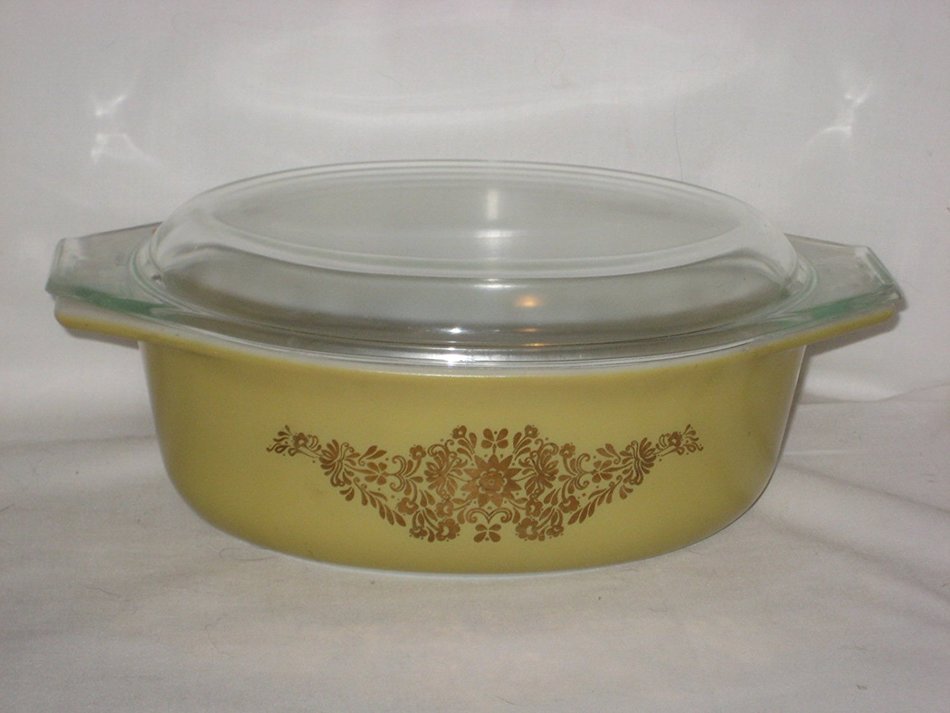 RARE - Vintage Pyrex Promotional Golden Rose Floral & Tan Oval 1 1/2 Quart Casserole Baking Dish w/ Clear Lid